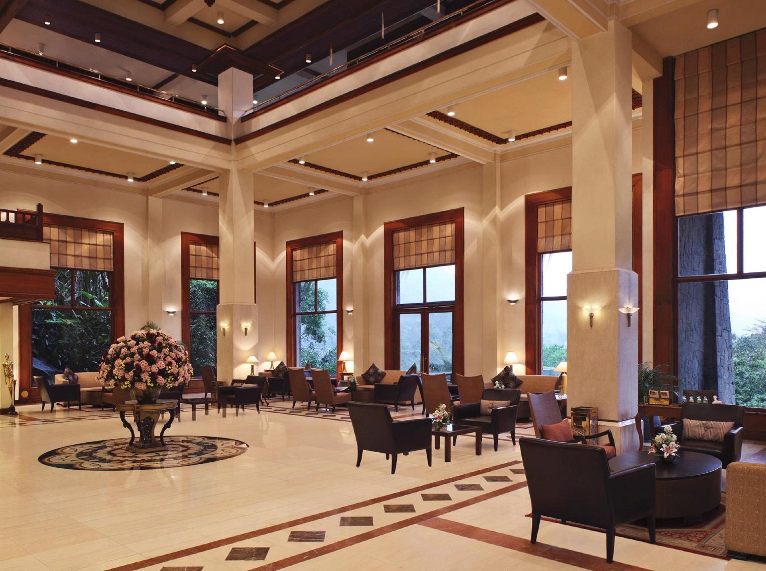 Earl'S Regency Hotel Kandy Exterior foto